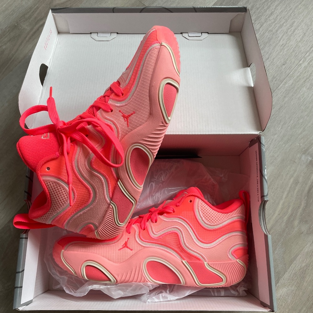 Jordan Tatum 3 Pink Basketball Shoes Blender Men’s 6  Women’s 7.5 NIB Sneakers